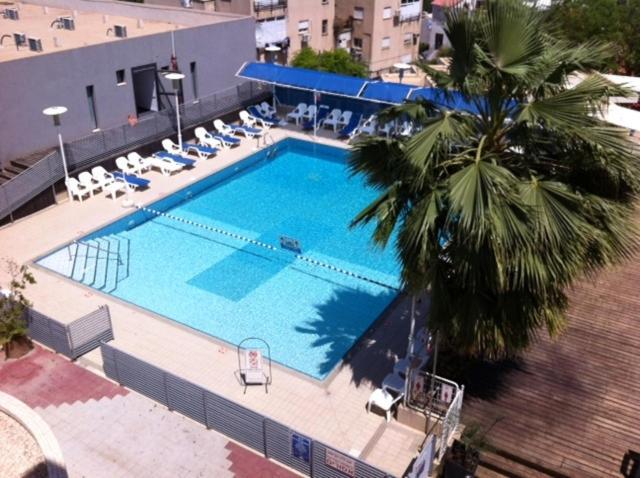 Royal Inn Тверия Экстерьер фото