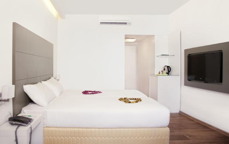 Royal Inn Тверия Экстерьер фото