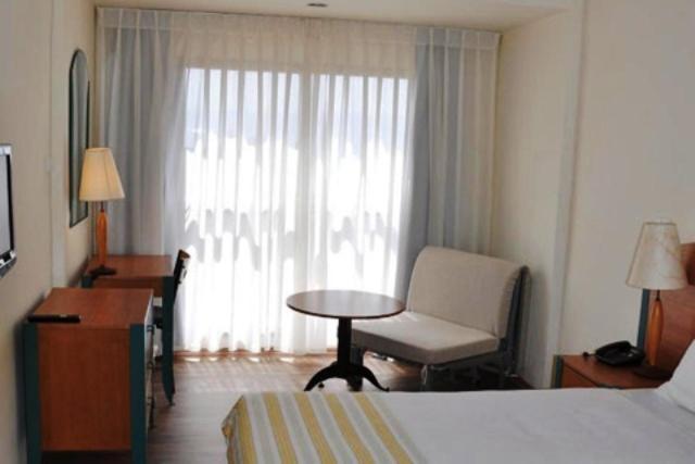 Royal Inn Тверия Экстерьер фото